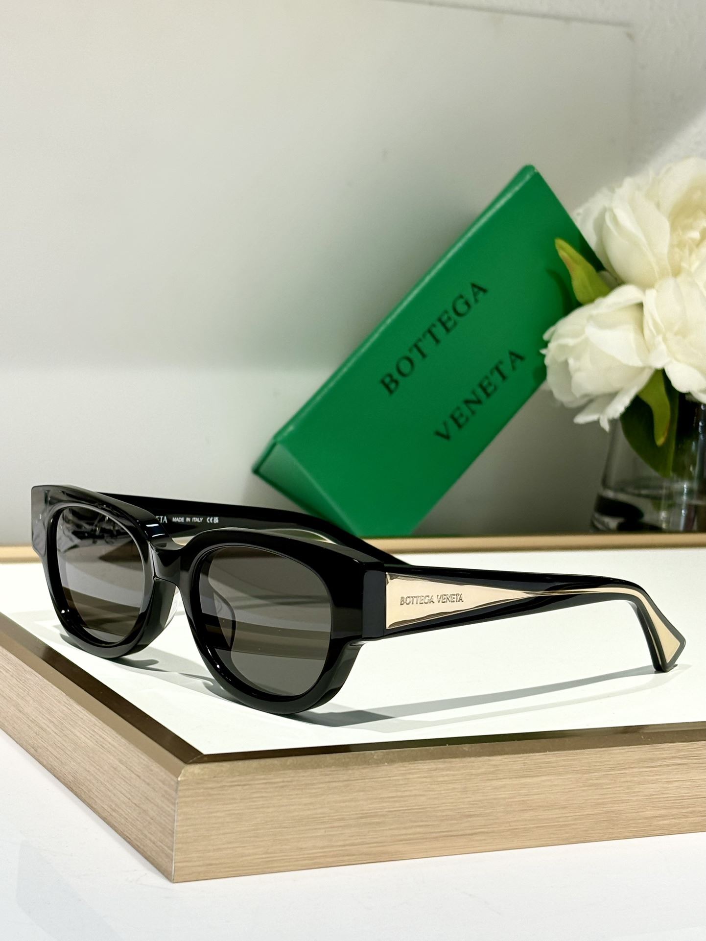 Bottega Veneta Sunglasses